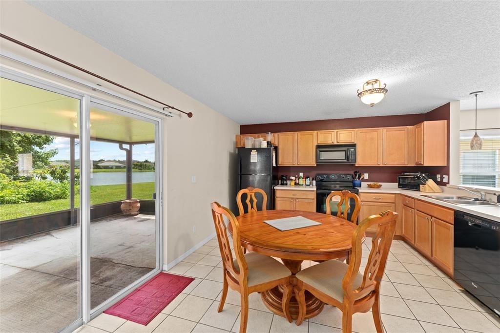 Active With Contract: $392,900 (3 beds, 2 baths, 1684 Square Feet)