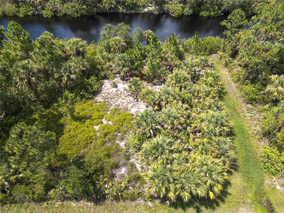 待售: $42,500 (0.23 acres)