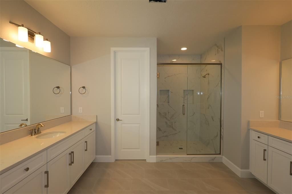 For Sale: $1,121,990 (5 beds, 4 baths, 4673 Square Feet)