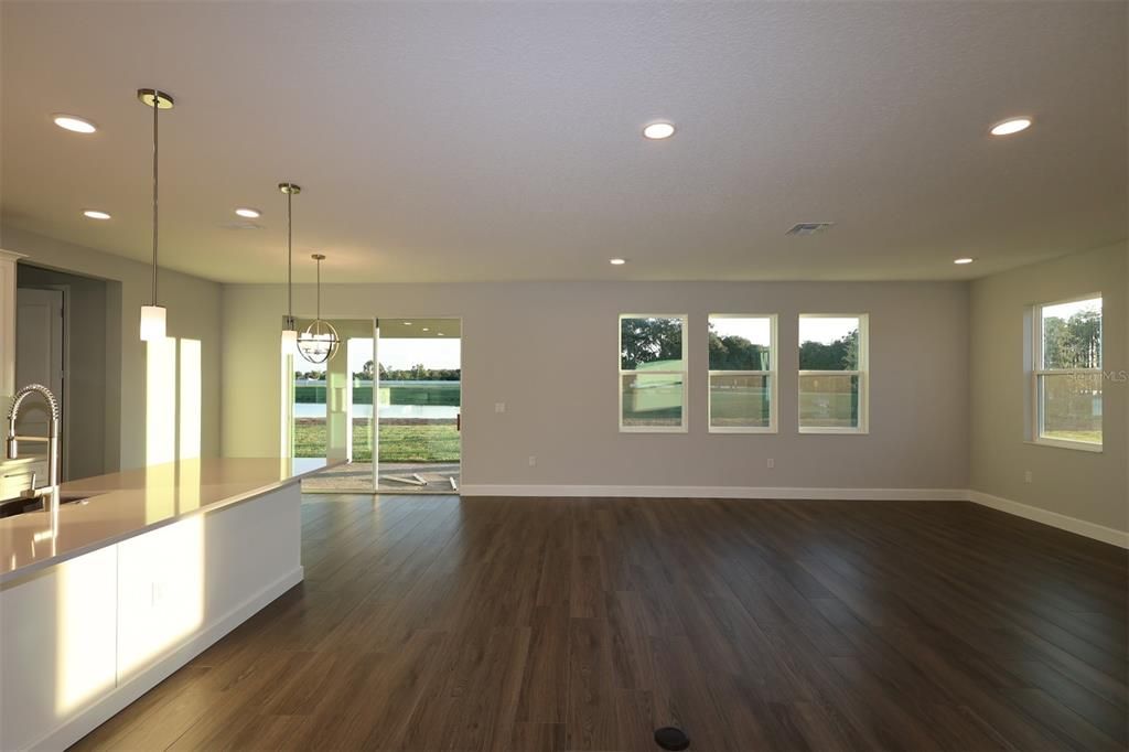 For Sale: $1,121,990 (5 beds, 4 baths, 4673 Square Feet)