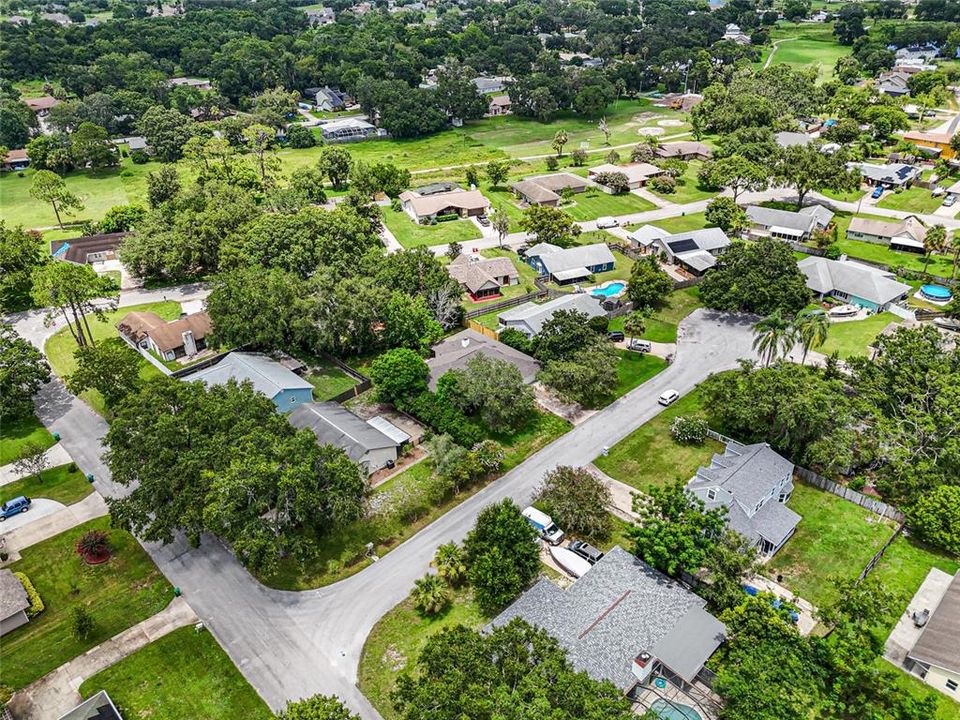 合同活跃: $415,000 (4 贝兹, 2 浴室, 2298 平方英尺)