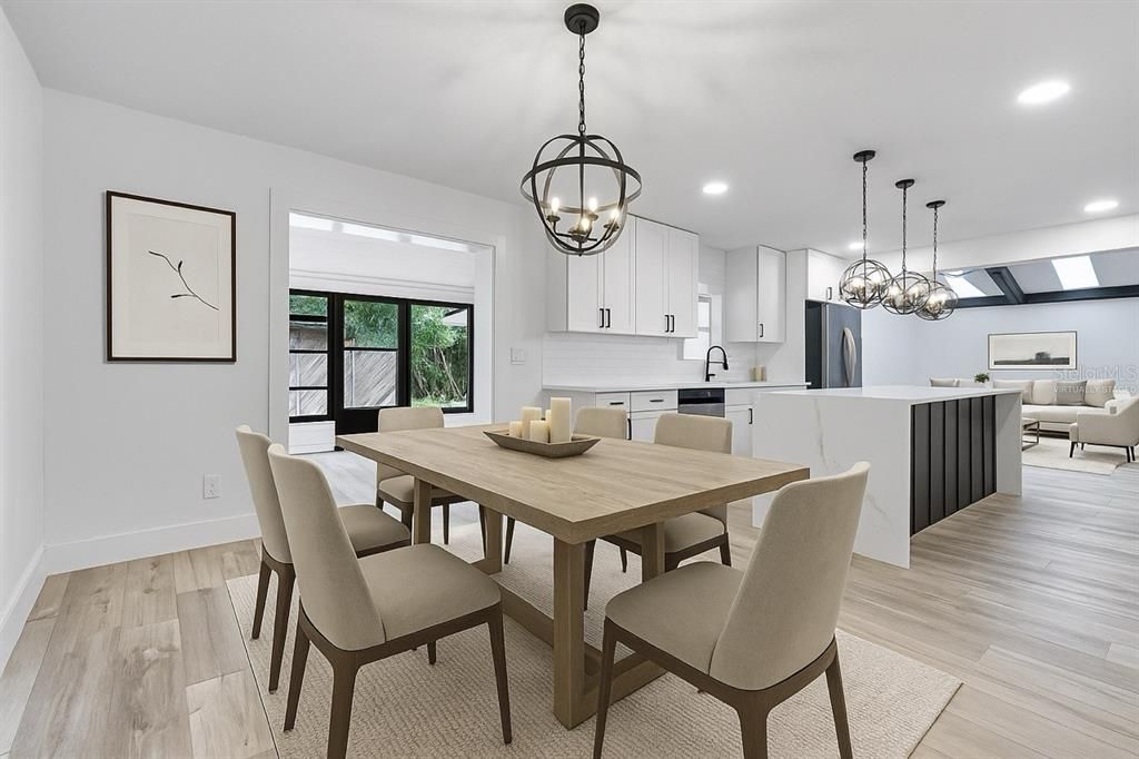 合同活跃: $415,000 (4 贝兹, 2 浴室, 2298 平方英尺)