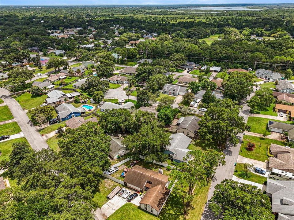 合同活跃: $415,000 (4 贝兹, 2 浴室, 2298 平方英尺)