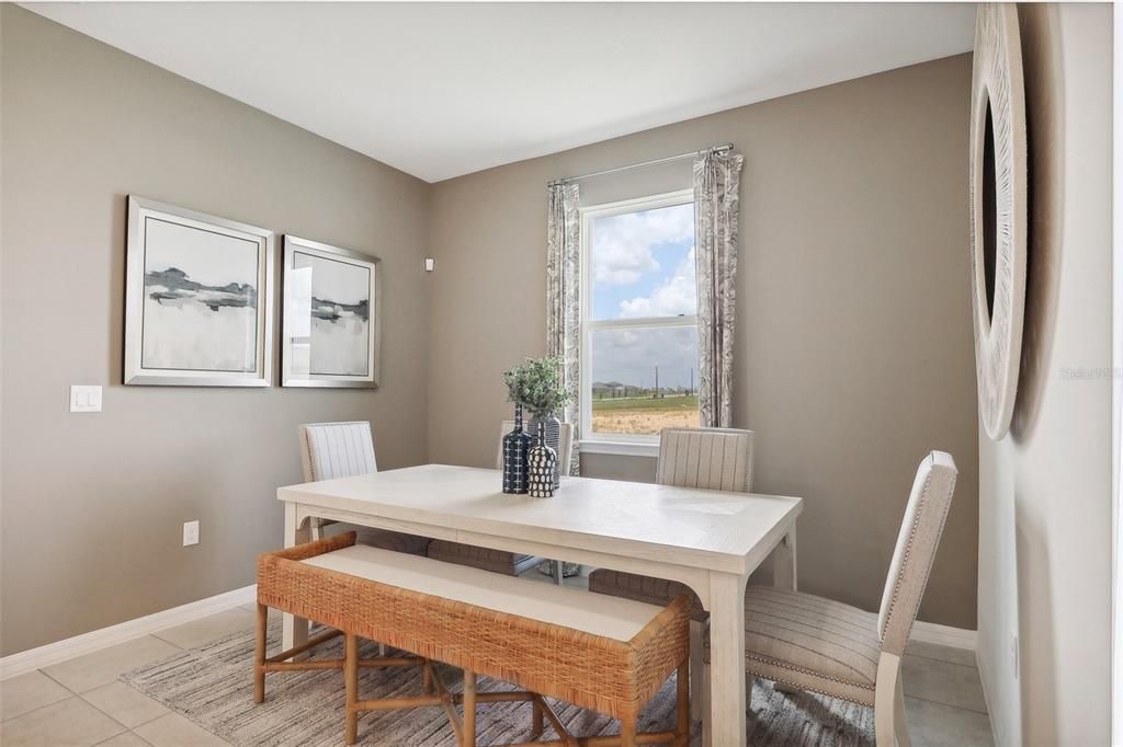 Active With Contract: $331,990 (3 beds, 2 baths, 1589 Square Feet)