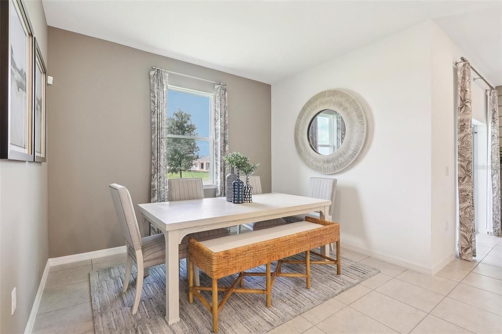 Active With Contract: $331,990 (3 beds, 2 baths, 1589 Square Feet)