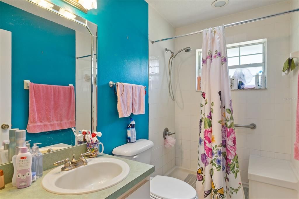 For Sale: $667,000 (3 beds, 2 baths, 1728 Square Feet)