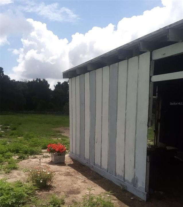 For Sale: $150,000 (2 beds, 2 baths, 720 Square Feet)