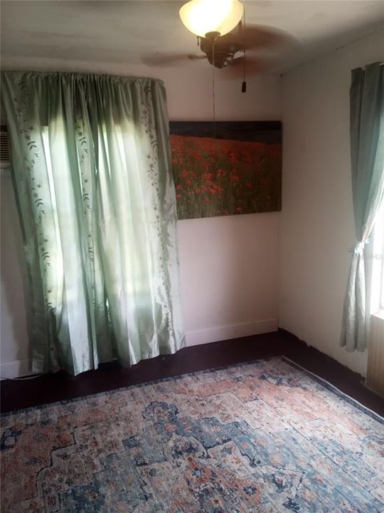 For Sale: $150,000 (2 beds, 2 baths, 720 Square Feet)