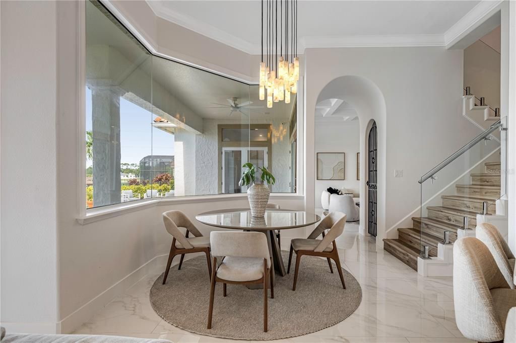 For Sale: $3,985,000 (6 beds, 6 baths, 6346 Square Feet)