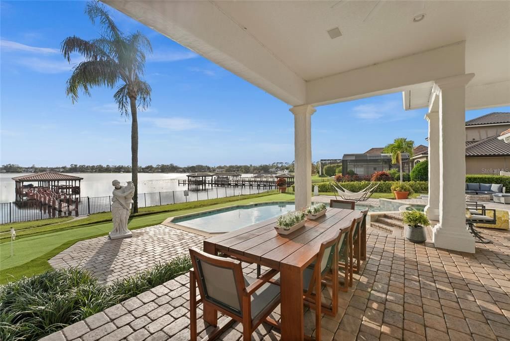 For Sale: $3,985,000 (6 beds, 6 baths, 6346 Square Feet)