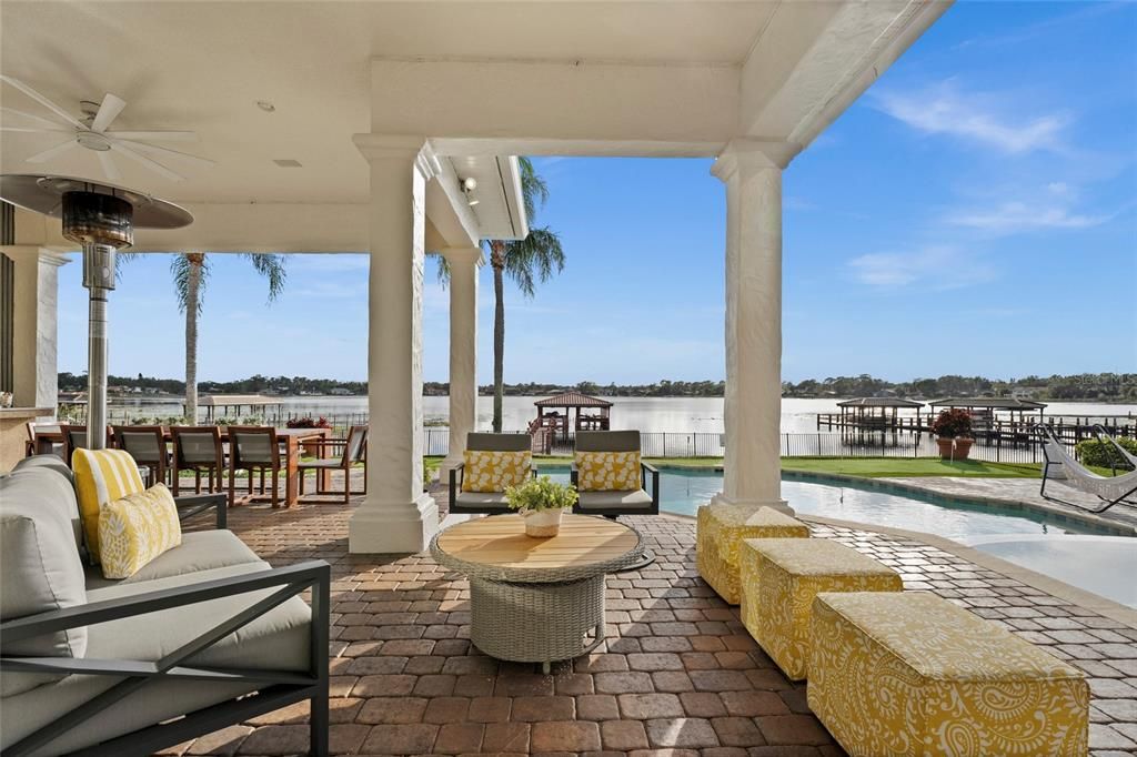 For Sale: $3,985,000 (6 beds, 6 baths, 6346 Square Feet)