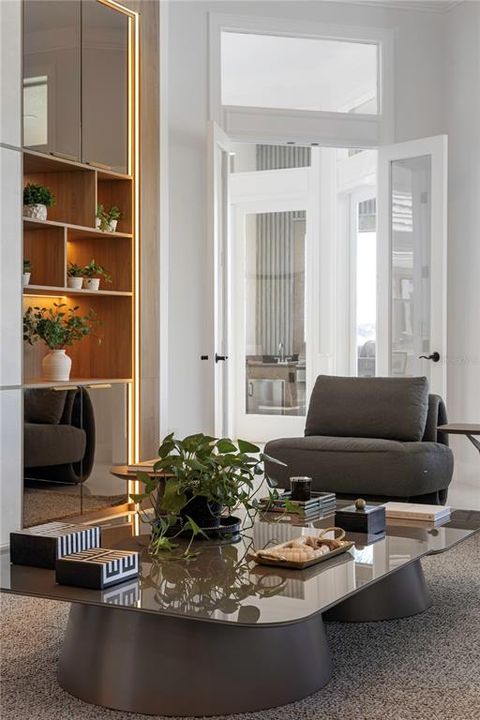 For Sale: $3,985,000 (6 beds, 6 baths, 6346 Square Feet)