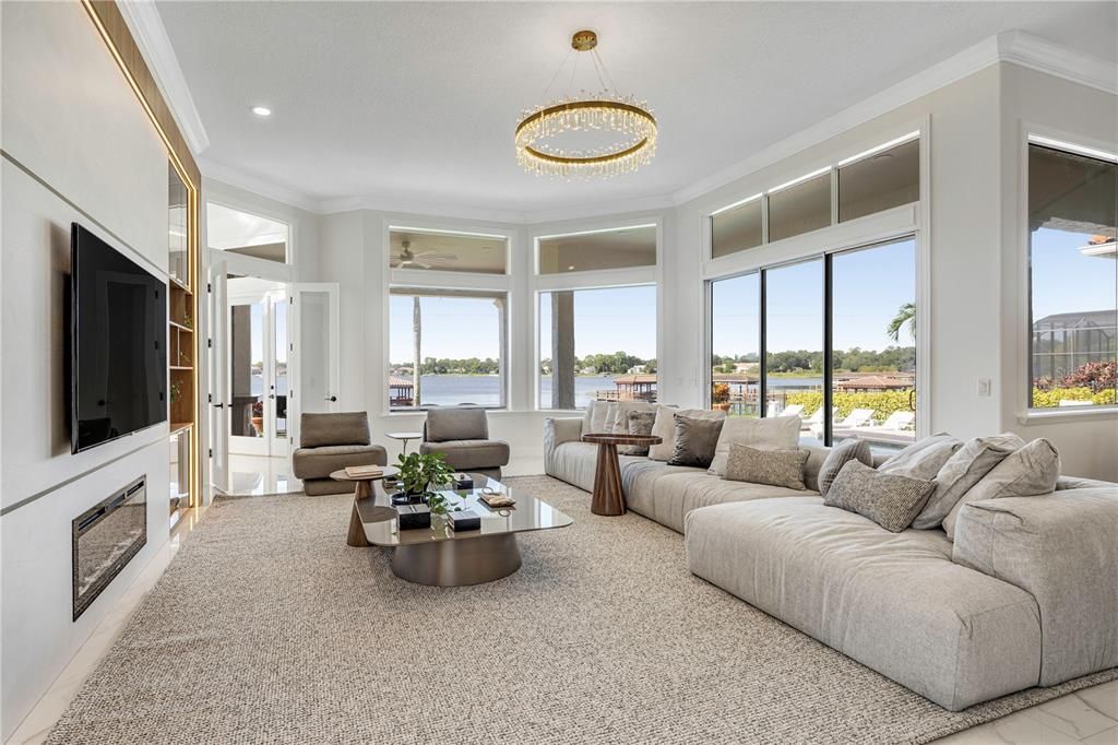 For Sale: $3,985,000 (6 beds, 6 baths, 6346 Square Feet)