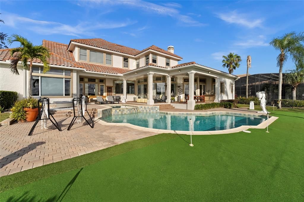 For Sale: $3,985,000 (6 beds, 6 baths, 6346 Square Feet)