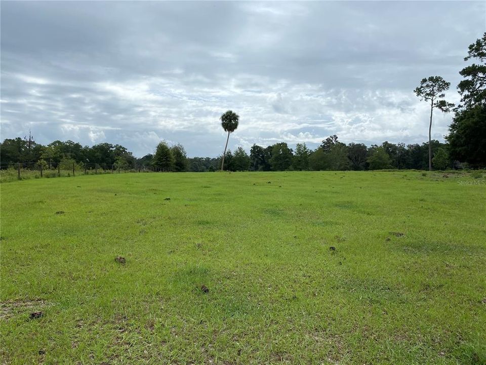 待售: $690,000 (30.00 acres)