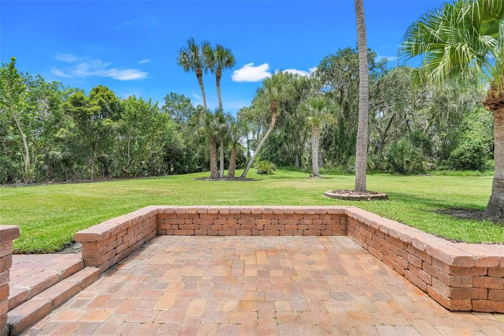 For Sale: $749,999 (5 beds, 4 baths, 4920 Square Feet)