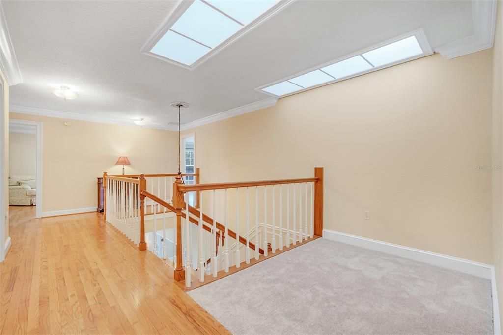 For Sale: $749,999 (5 beds, 4 baths, 4920 Square Feet)