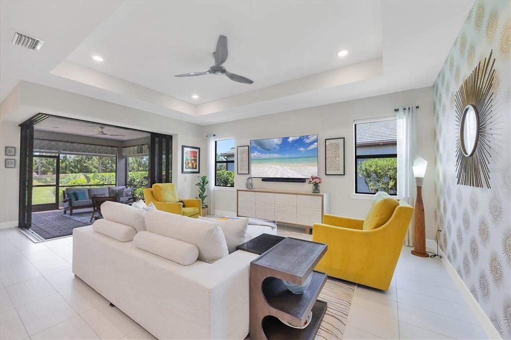 Active With Contract: $639,900 (2 beds, 2 baths, 1938 Square Feet)