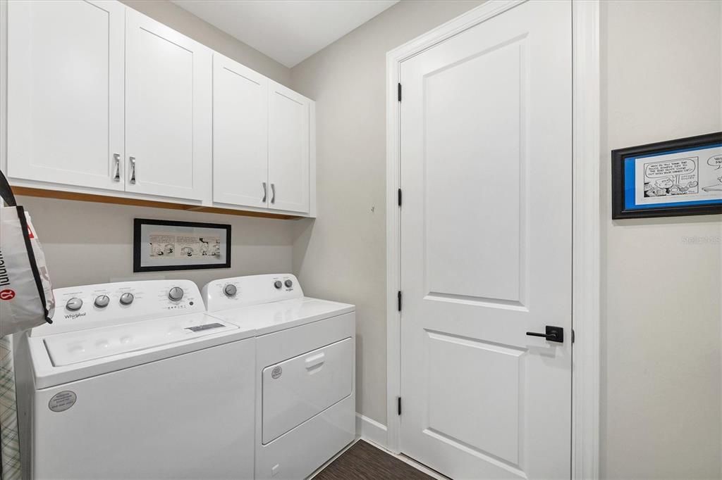 Active With Contract: $639,900 (2 beds, 2 baths, 1938 Square Feet)