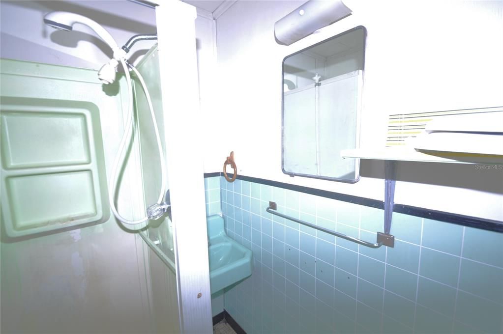 For Sale: $170,000 (3 beds, 2 baths, 1549 Square Feet)