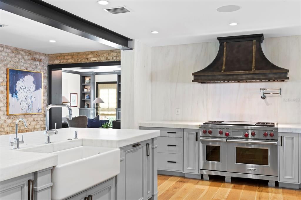 For Rent: $27,000 (6 beds, 4 baths, 7650 Square Feet)