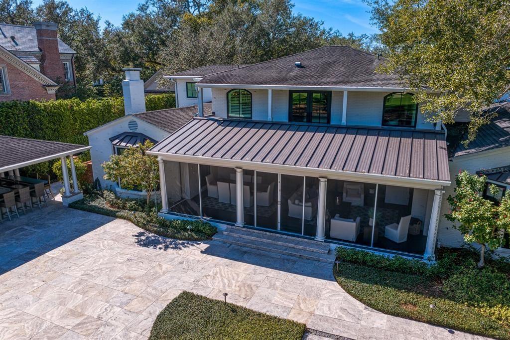 For Rent: $27,000 (6 beds, 4 baths, 7650 Square Feet)