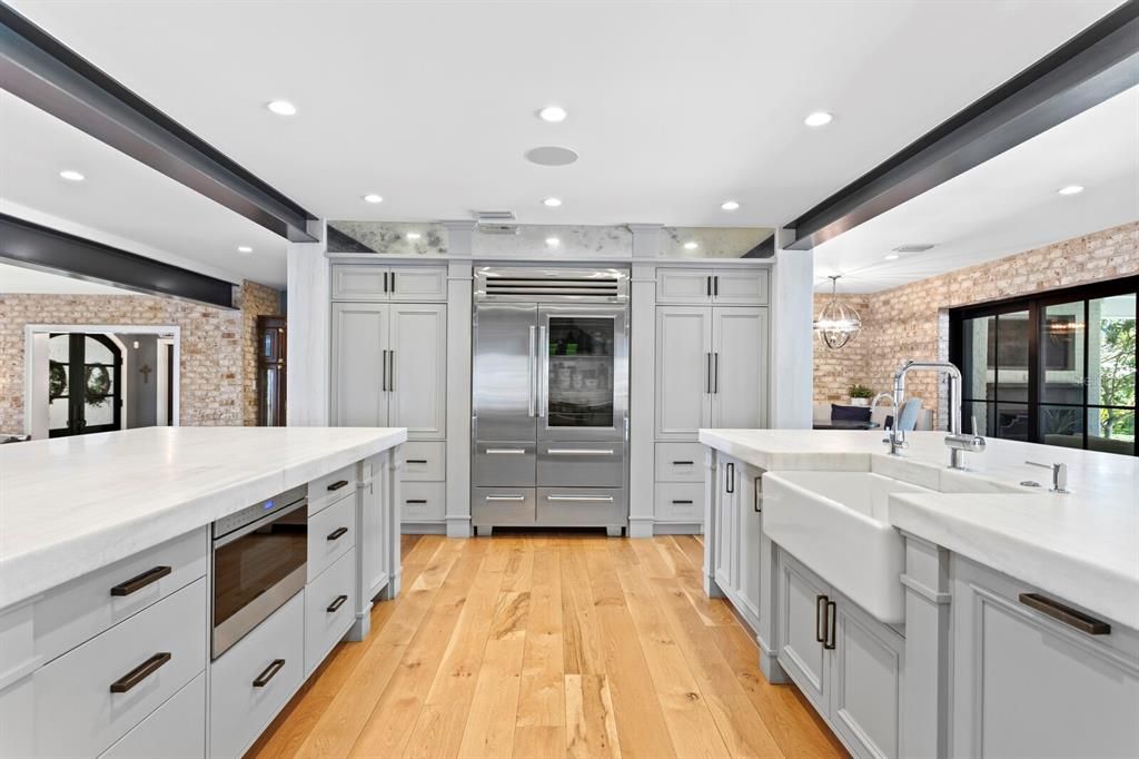 For Rent: $27,000 (6 beds, 4 baths, 7650 Square Feet)