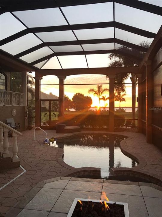 For Sale: $2,099,000 (4 beds, 4 baths, 4752 Square Feet)