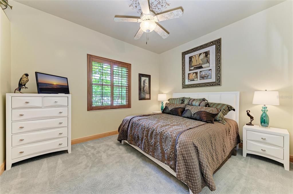 For Sale: $2,099,000 (4 beds, 4 baths, 4752 Square Feet)