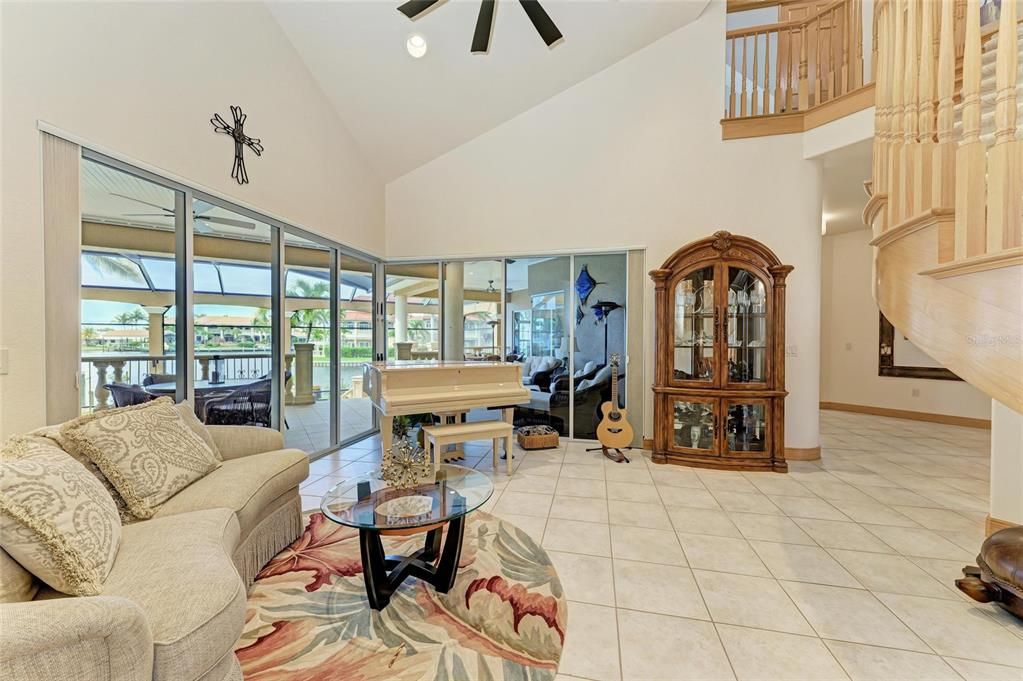 For Sale: $2,099,000 (4 beds, 4 baths, 4752 Square Feet)