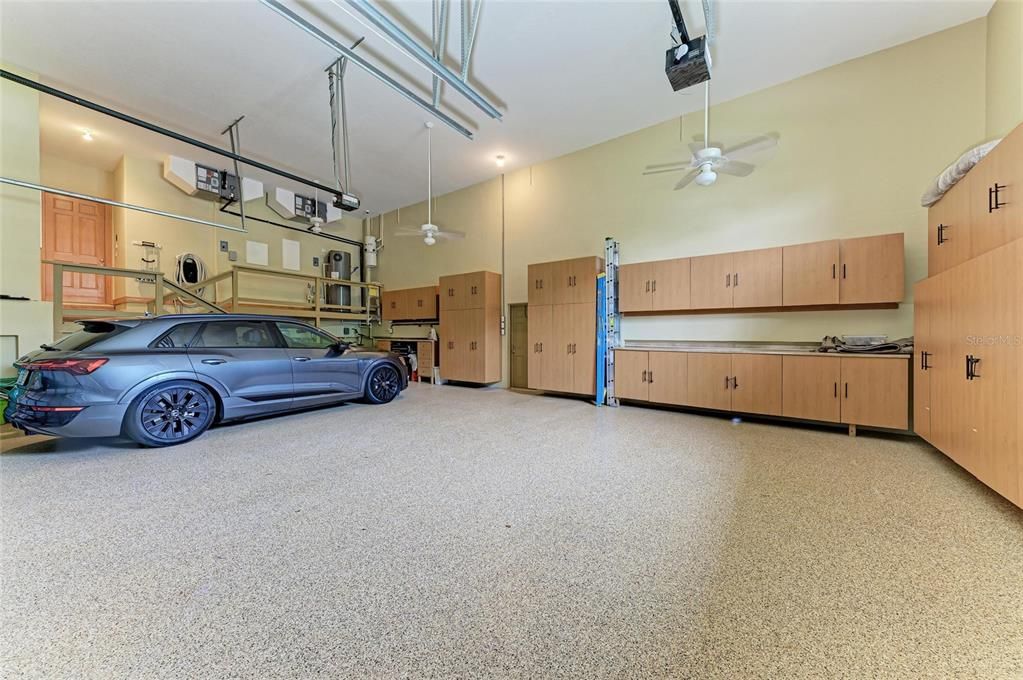 For Sale: $2,099,000 (4 beds, 4 baths, 4752 Square Feet)