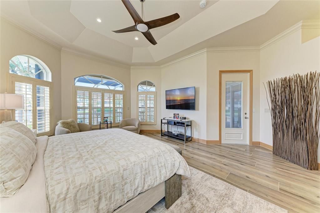 For Sale: $2,099,000 (4 beds, 4 baths, 4752 Square Feet)