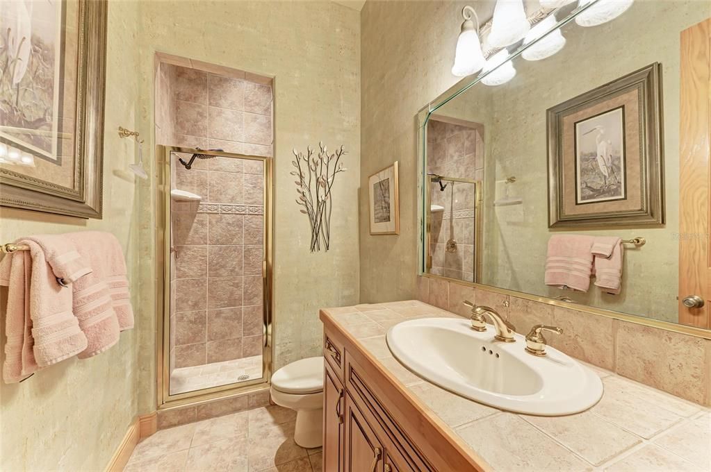 For Sale: $2,099,000 (4 beds, 4 baths, 4752 Square Feet)