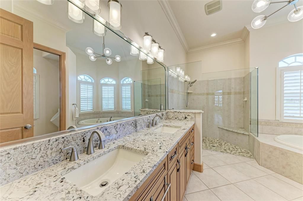 For Sale: $2,099,000 (4 beds, 4 baths, 4752 Square Feet)