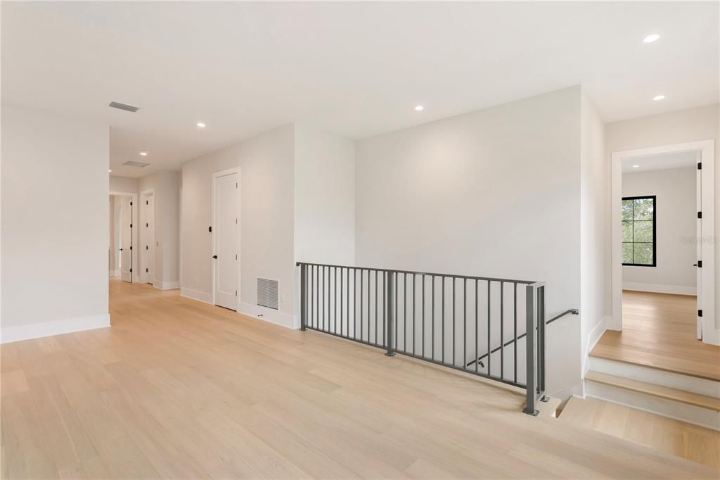 待售: $4,197,000 (5 贝兹, 5 浴室, 6453 平方英尺)