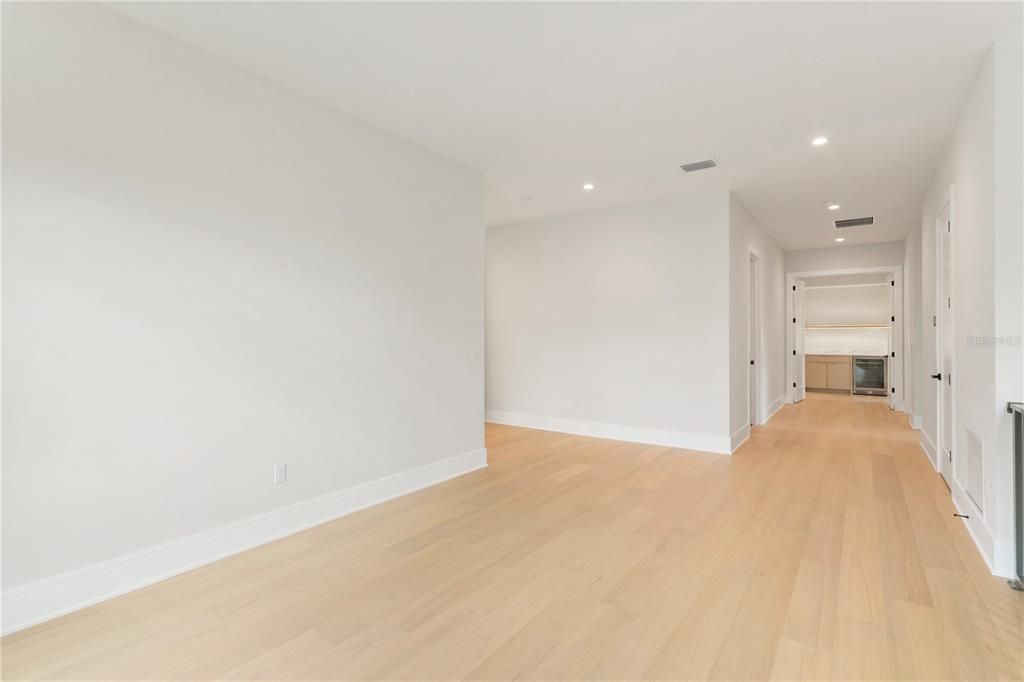 待售: $4,197,000 (5 贝兹, 5 浴室, 6453 平方英尺)