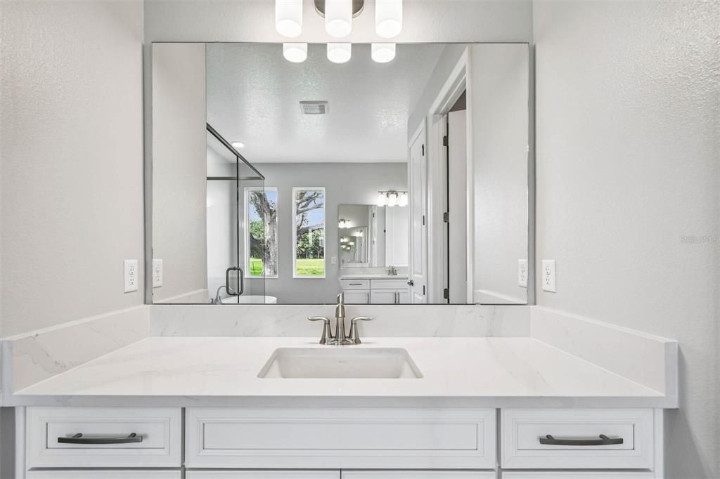 На продажу: $1,011,990 (5 спален, 4 ванн, 3458 Квадратных фут)