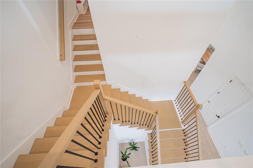 For Sale: $1,600,000 (4 beds, 3 baths, 4240 Square Feet)