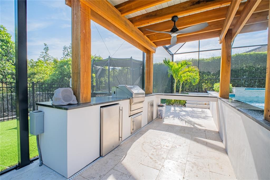 For Sale: $1,600,000 (4 beds, 3 baths, 4240 Square Feet)