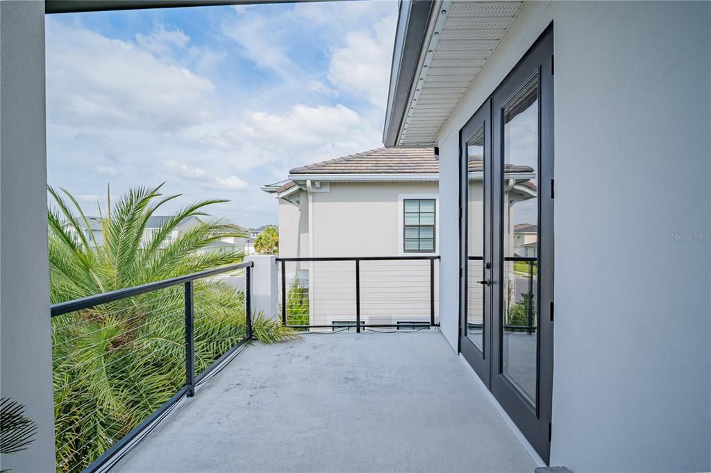 For Sale: $1,600,000 (4 beds, 3 baths, 4240 Square Feet)