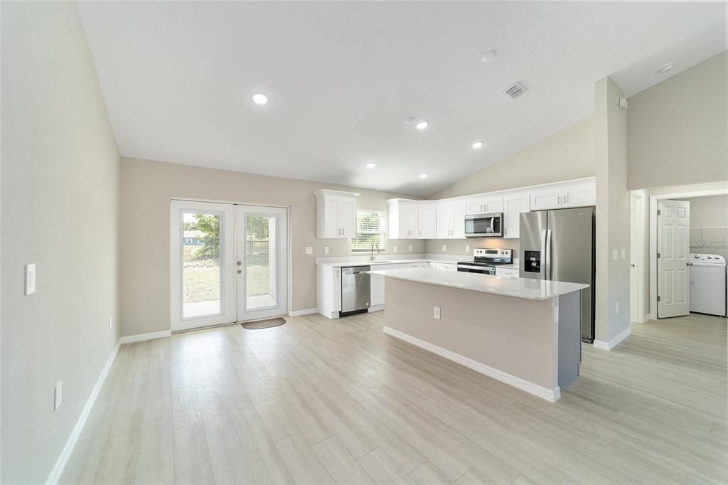 For Sale: $269,900 (3 beds, 2 baths, 1436 Square Feet)