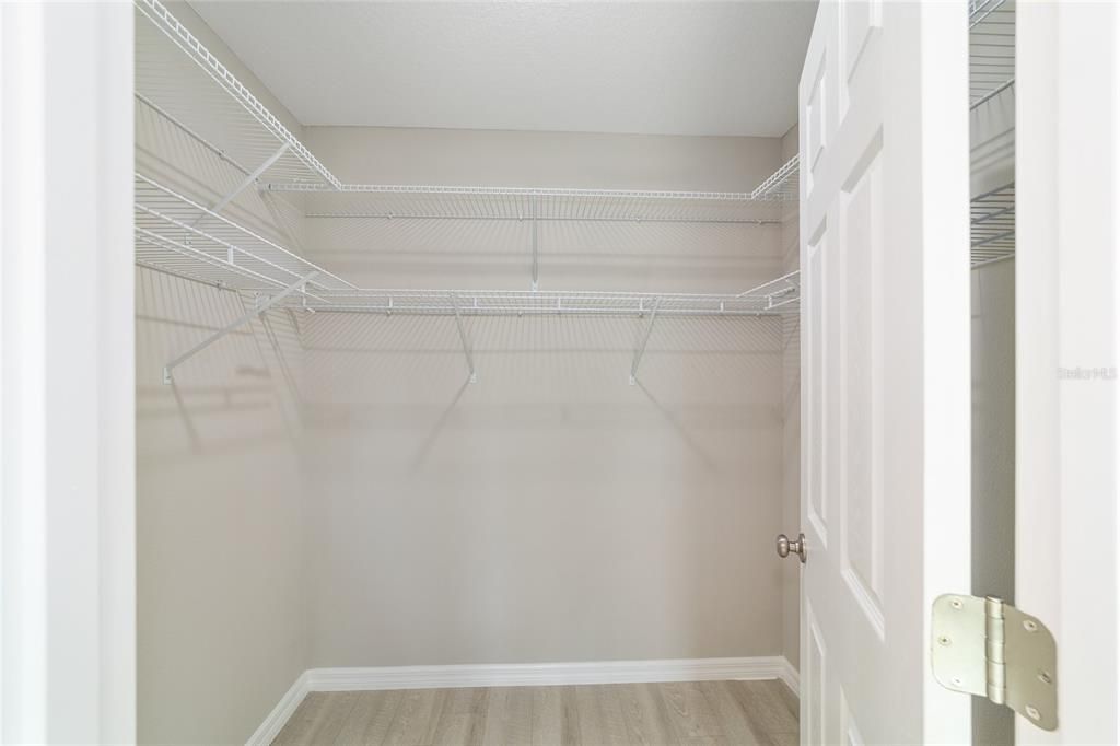 For Sale: $269,900 (3 beds, 2 baths, 1436 Square Feet)