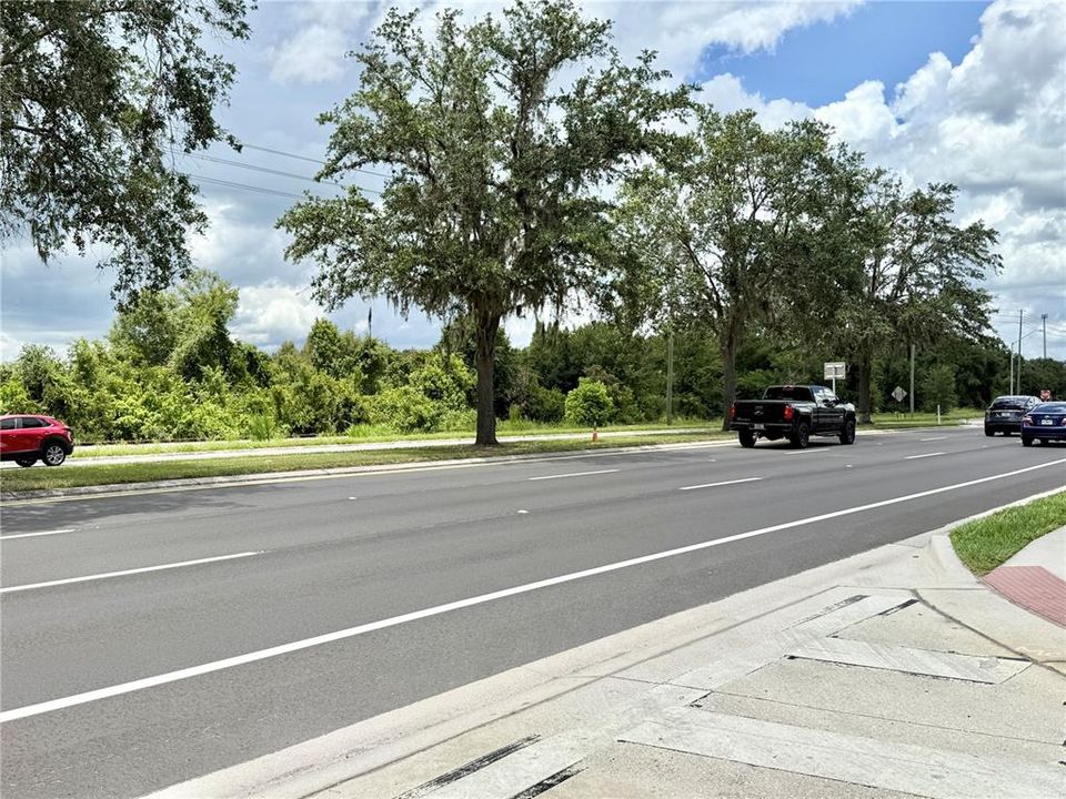 На продажу: $62,000 (1.38 acres)