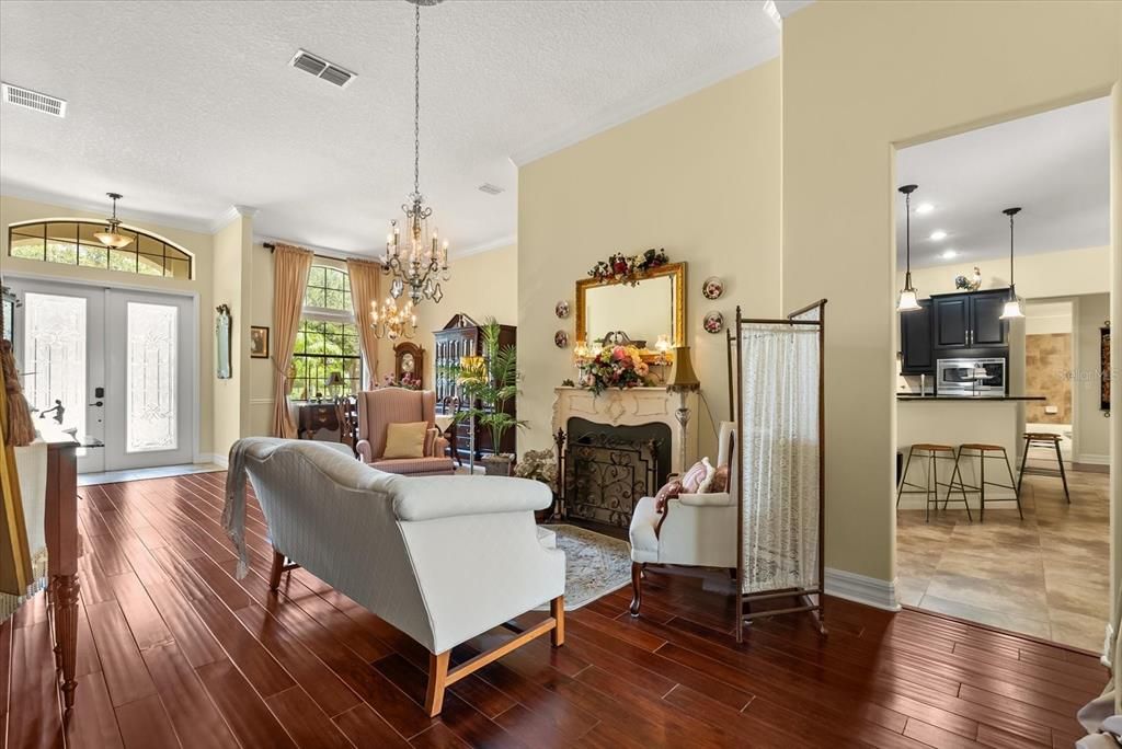 For Sale: $810,000 (4 beds, 4 baths, 3409 Square Feet)