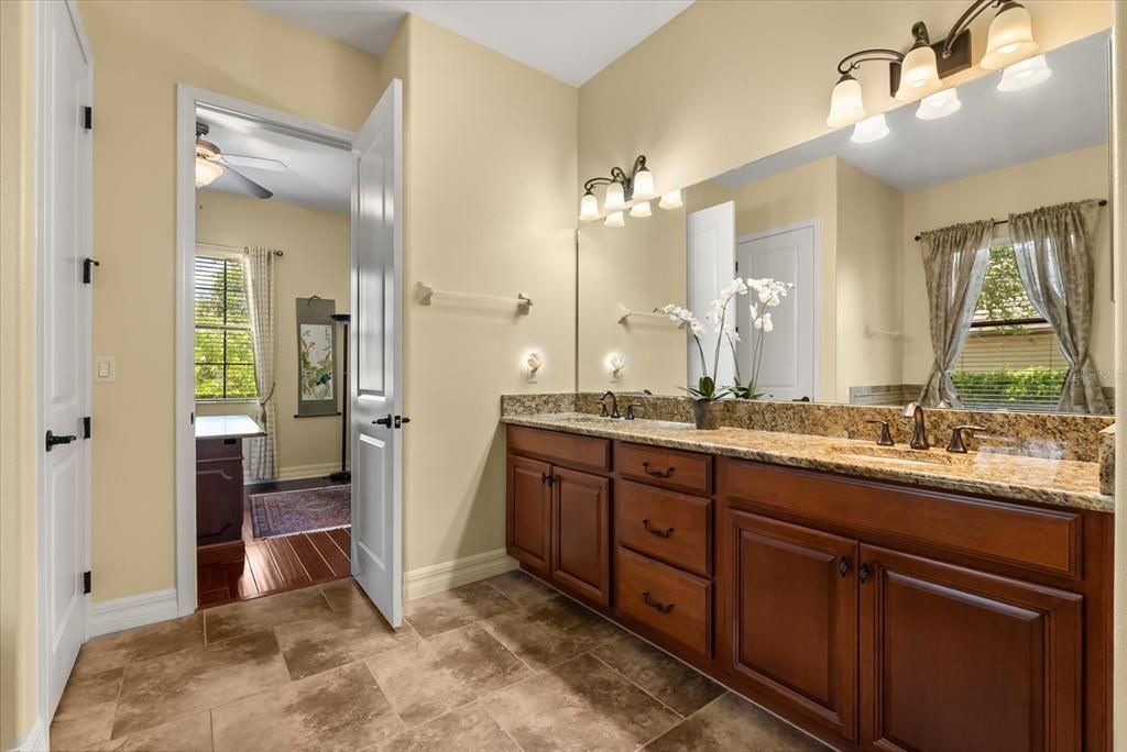 For Sale: $810,000 (4 beds, 4 baths, 3409 Square Feet)