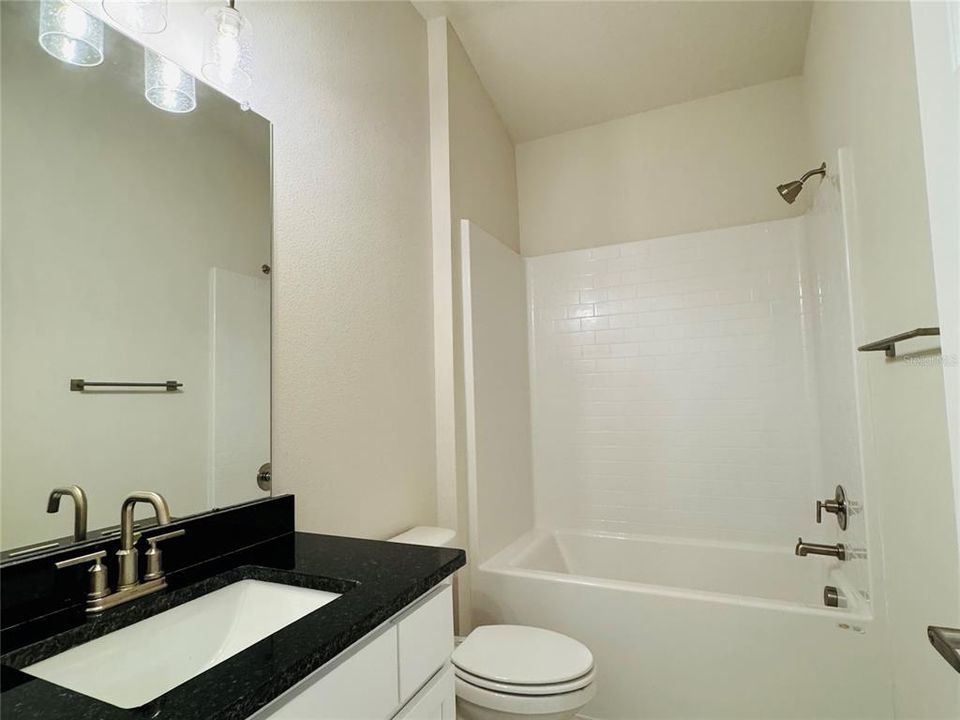 Active With Contract: $407,900 (3 beds, 2 baths, 1780 Square Feet)