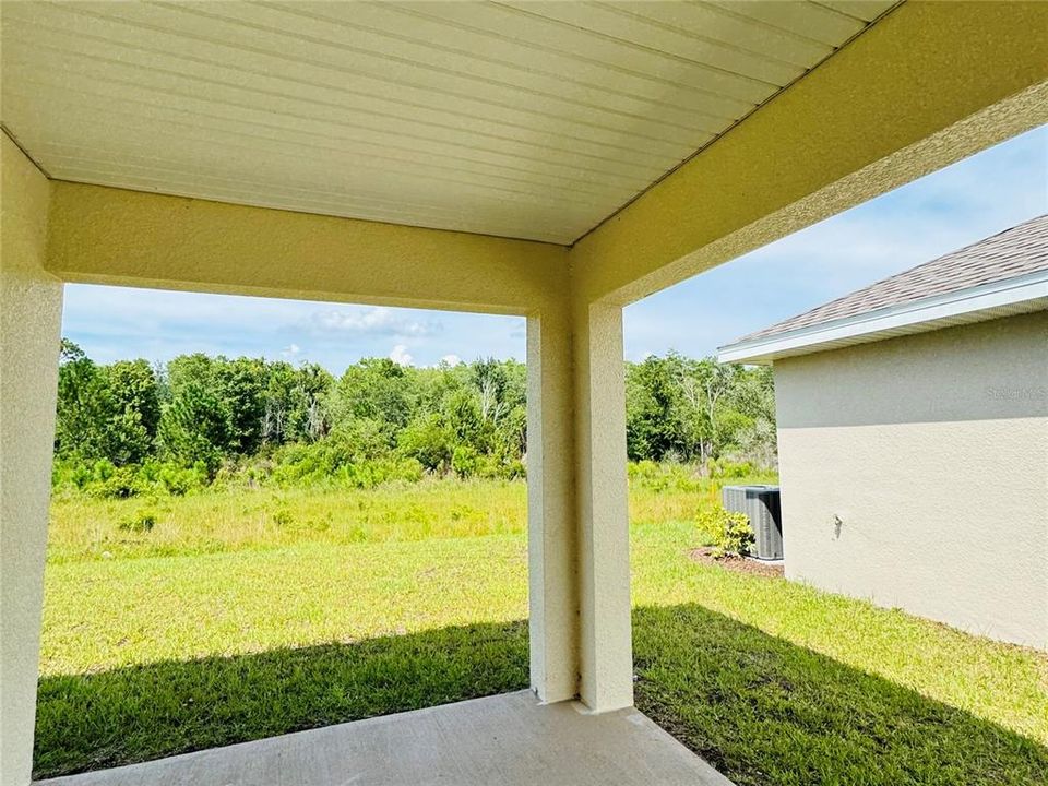 Active With Contract: $407,900 (3 beds, 2 baths, 1780 Square Feet)