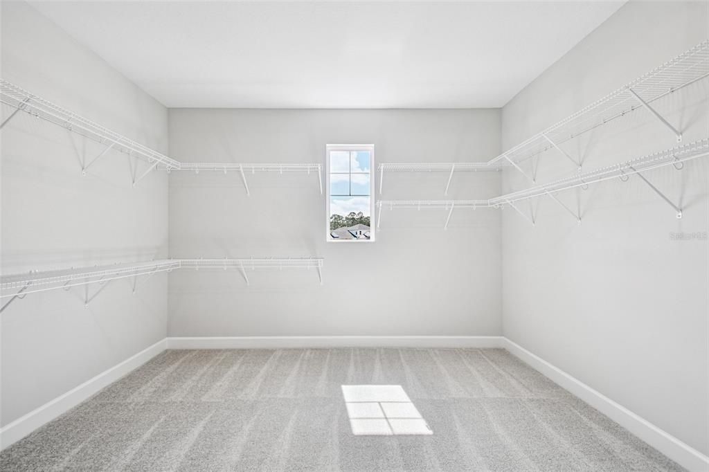 En Venta: $1,001,990 (5 camas, 4 baños, 4076 Pies cuadrados)