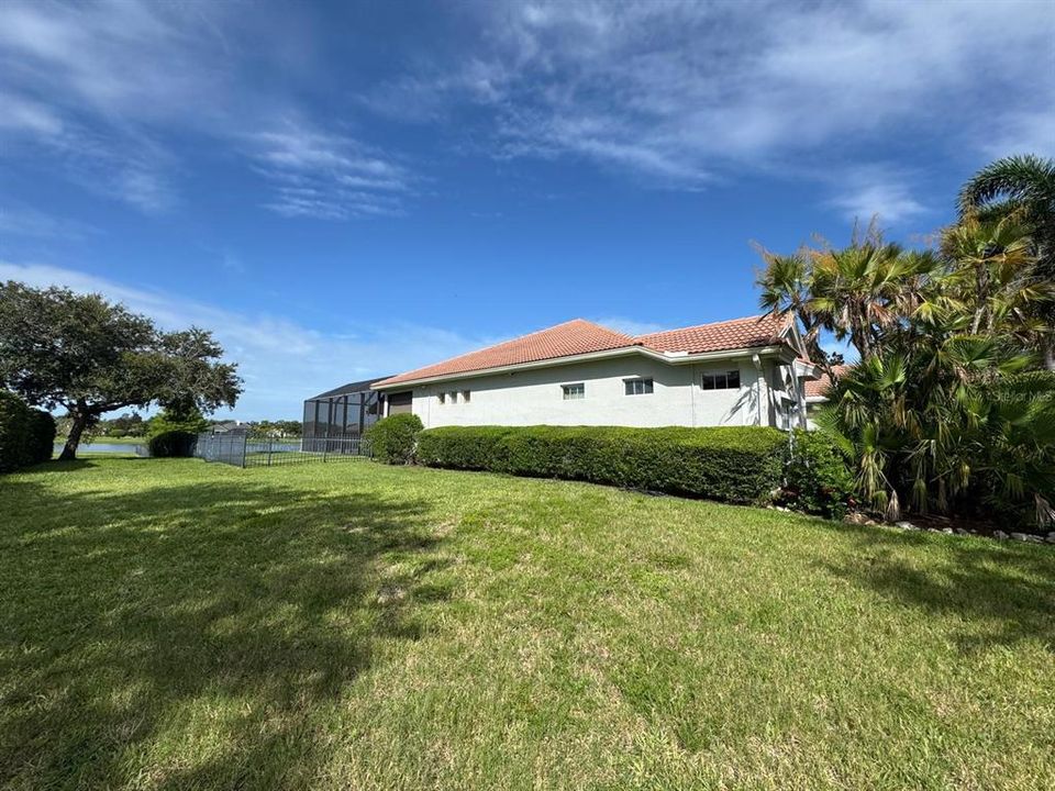 Active With Contract: $999,000 (4 beds, 3 baths, 2770 Square Feet)