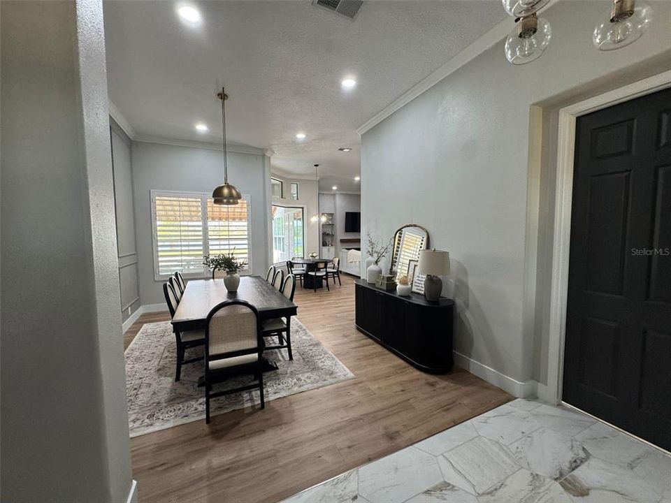 Active With Contract: $999,000 (4 beds, 3 baths, 2770 Square Feet)